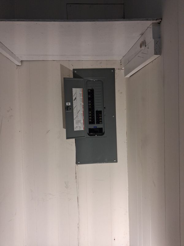 Circuit Breaker Installation and Repair