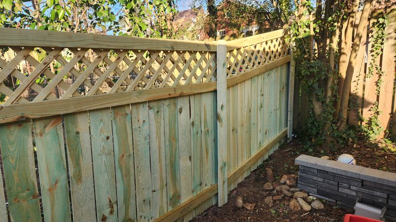 Wood Privacy Fence