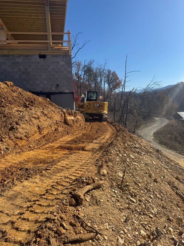 Residential & Commercial Excavation- Footers, Driveways, & Septics