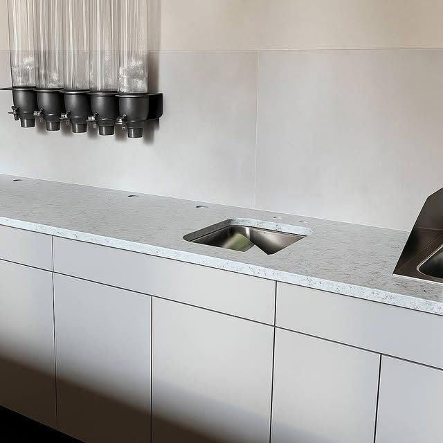 Granite & Quartz Countertops