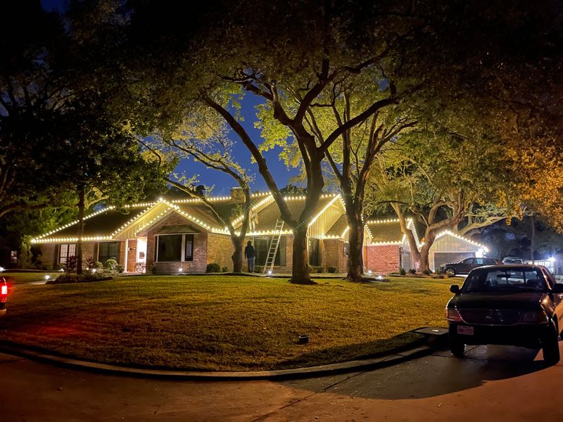 Residential Christmas Light Installation