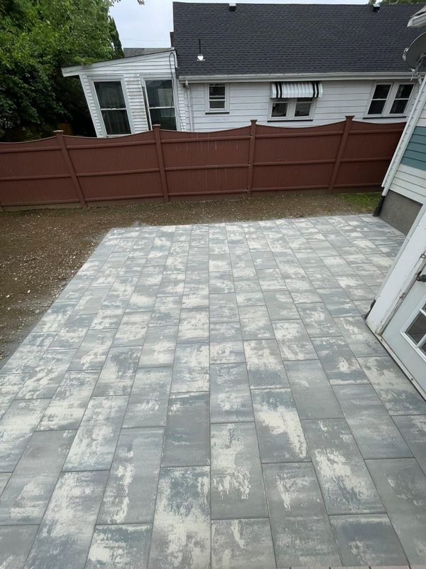Custom Decks & Home Additions