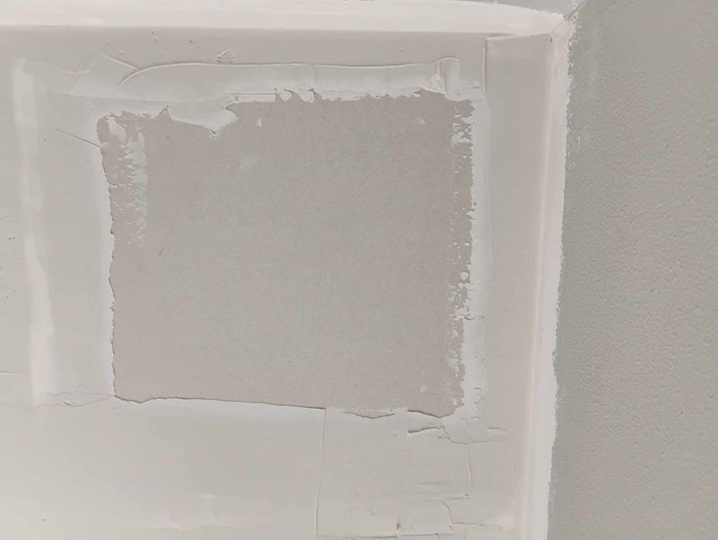Handyman and emergency service repairs
