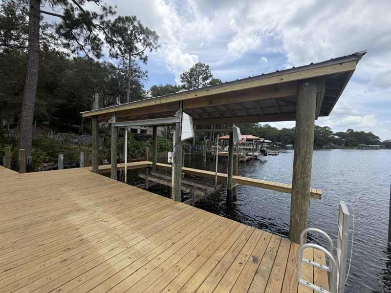 Docks