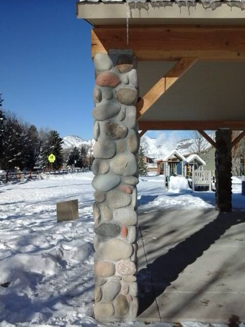 Masonry gallery