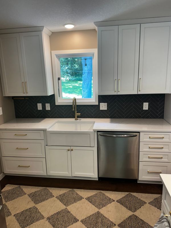 Kitchen Backsplash Installation