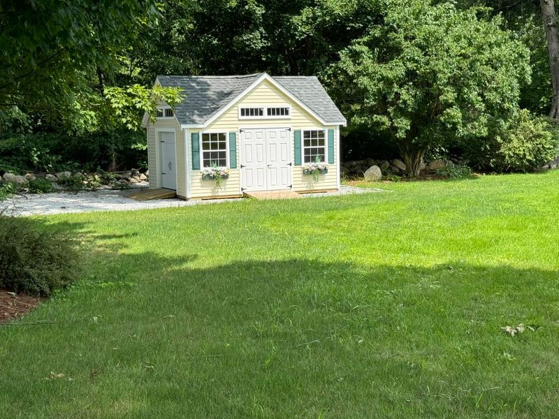 Lawn Care & Maintenance