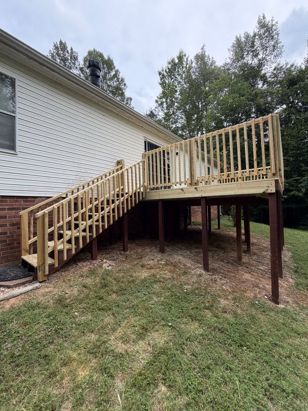 Deck and fence painting & staining