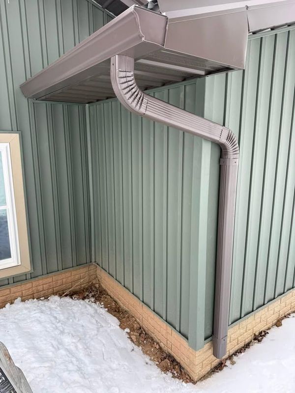 Seamless Gutter Installation