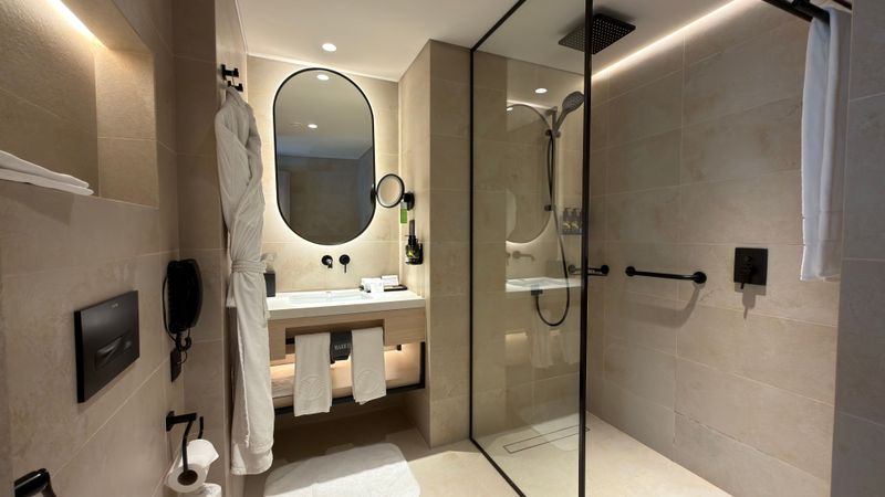 Bath2