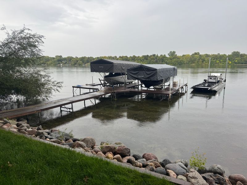 Docks
