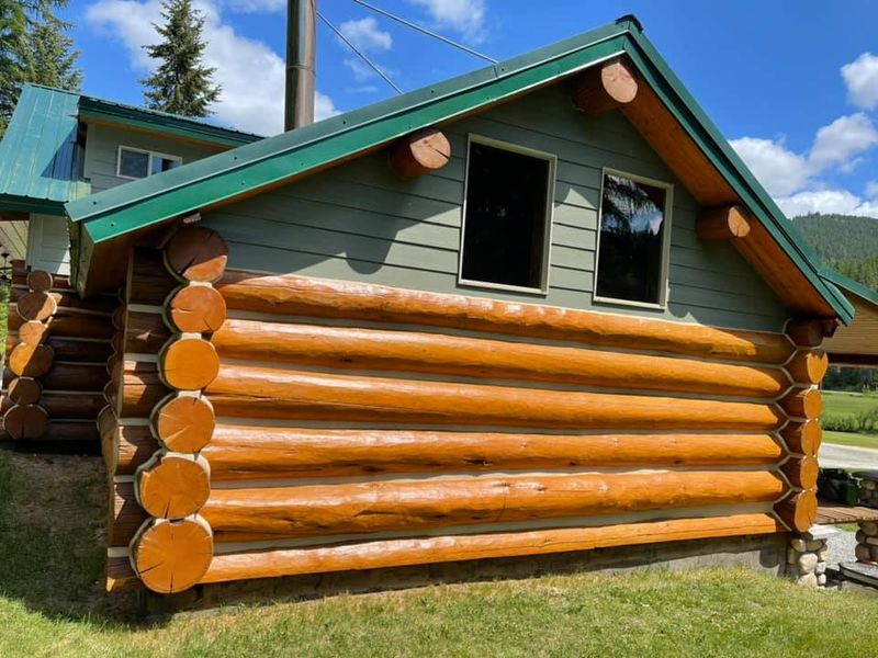 Log Home Staining in Montana