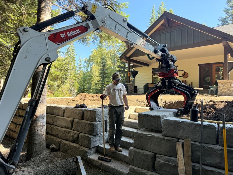 Precast Block Retaining Walls