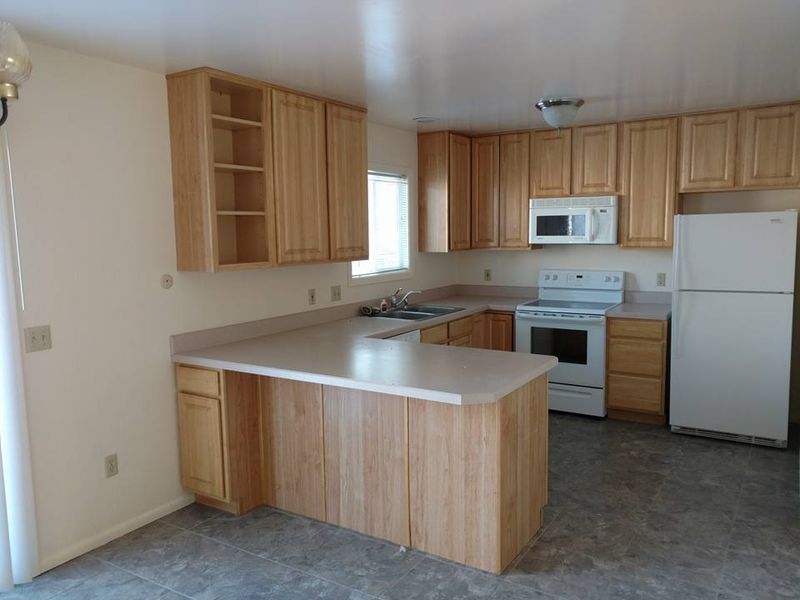 Kitchen and Cabinet Refinishing