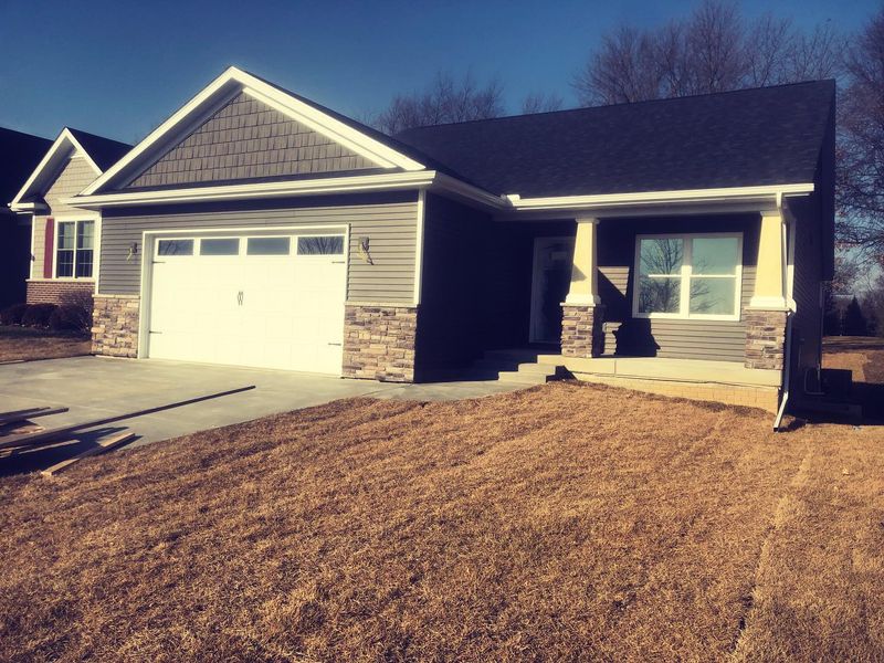 5" and 6" Seamless Gutters