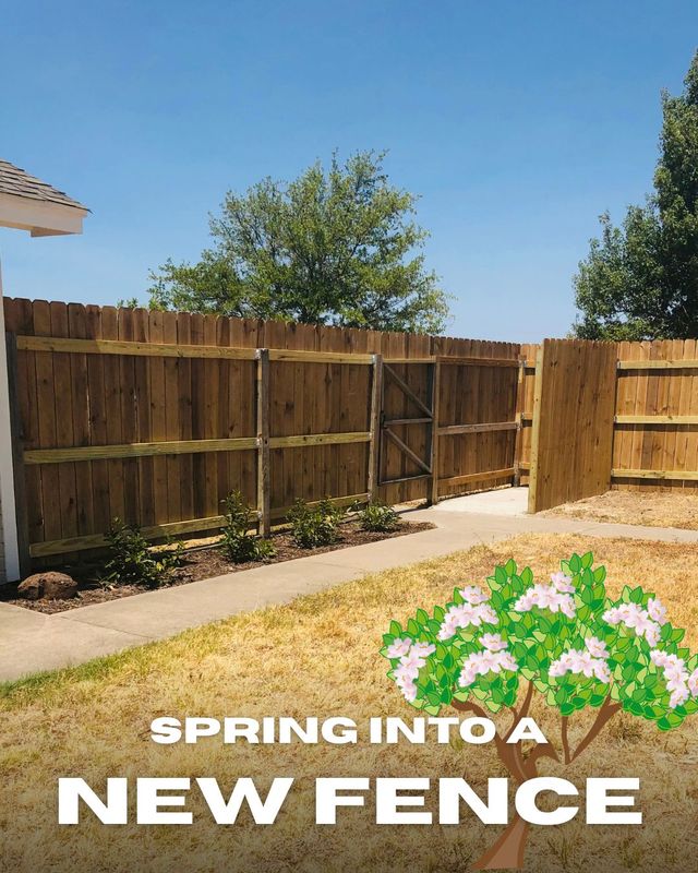 Tall custom wood privacy fence built for a home near Granbury, Texas