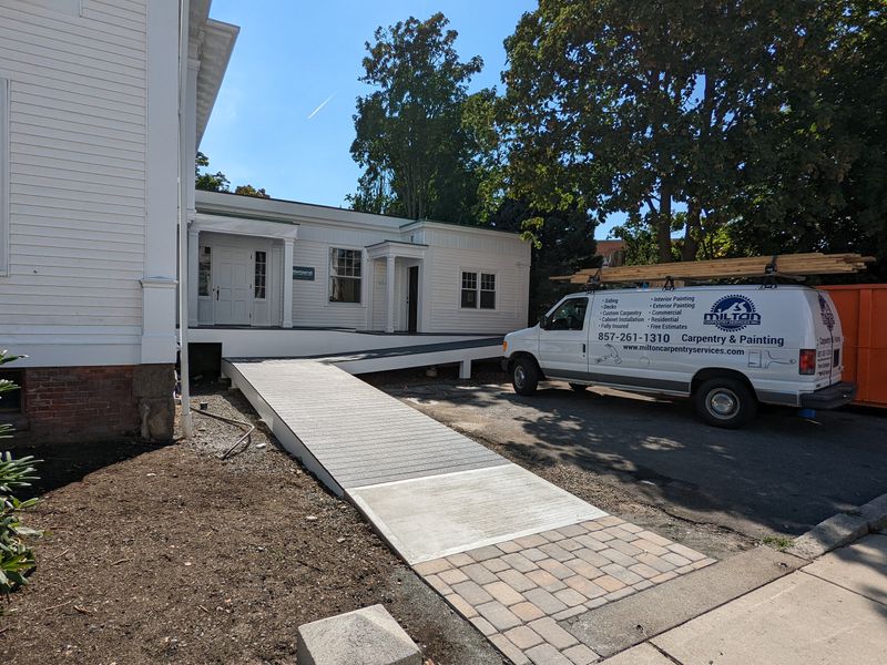 EXTERIOR CARPENTRY & DECKS (SELECT RENOVATIONS)