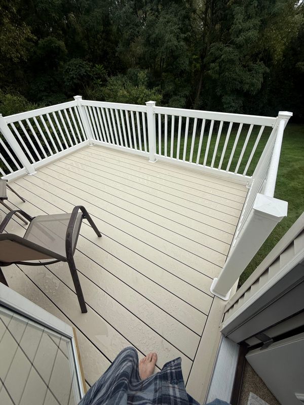 Melton Deck