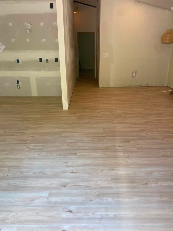 Vinyl and Laminate Flooring
