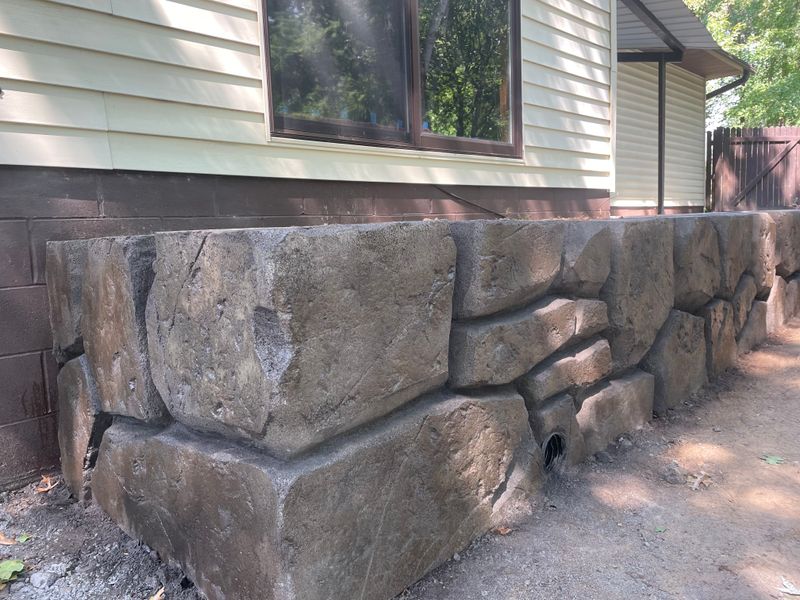 Carved Concrete Retaining Walls 