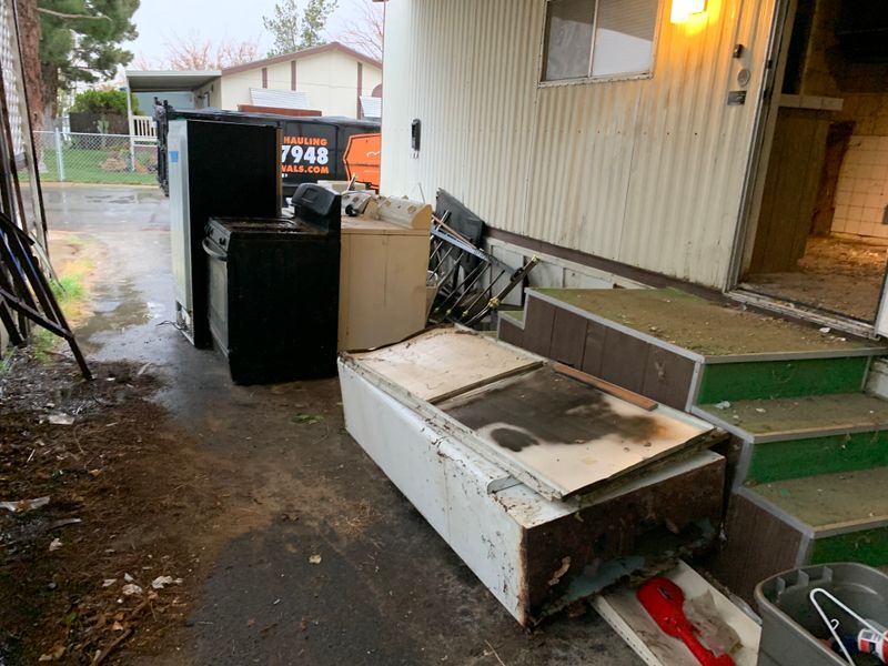 Bulky item pickup in palmdale CA