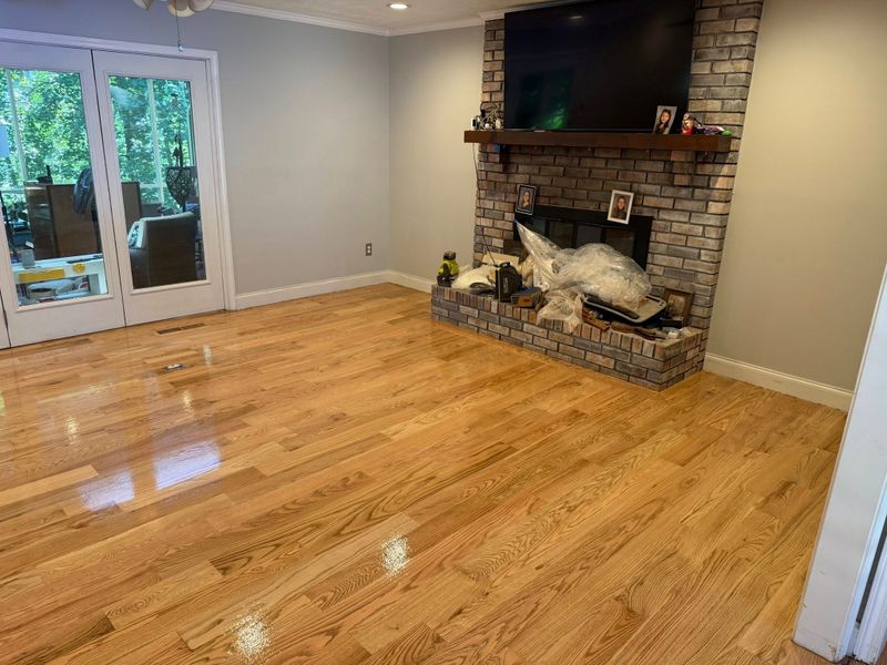 Solid hardwood installation