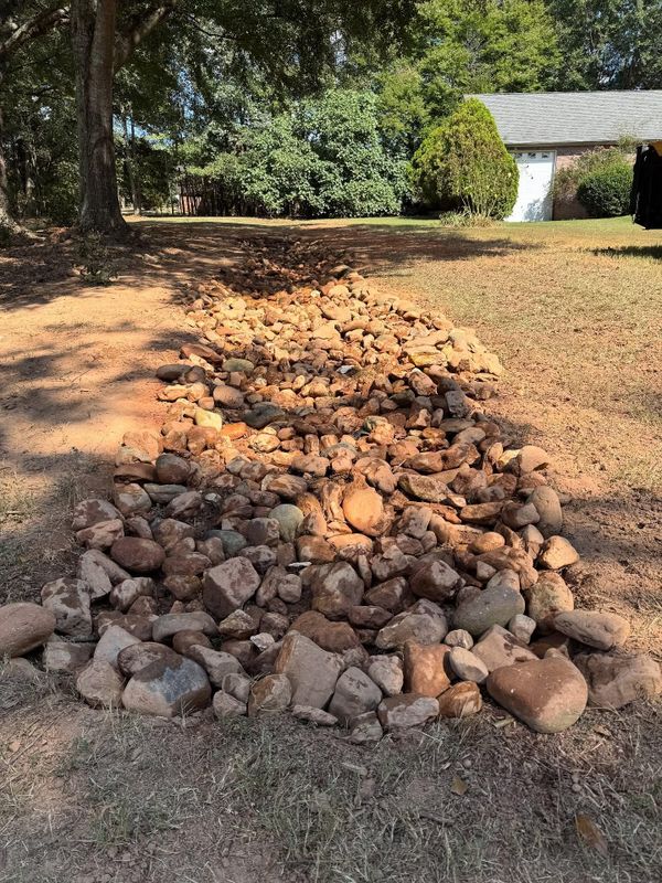 Mulch & Gravel Installation