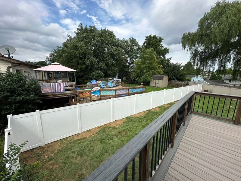Vinyl Fencing