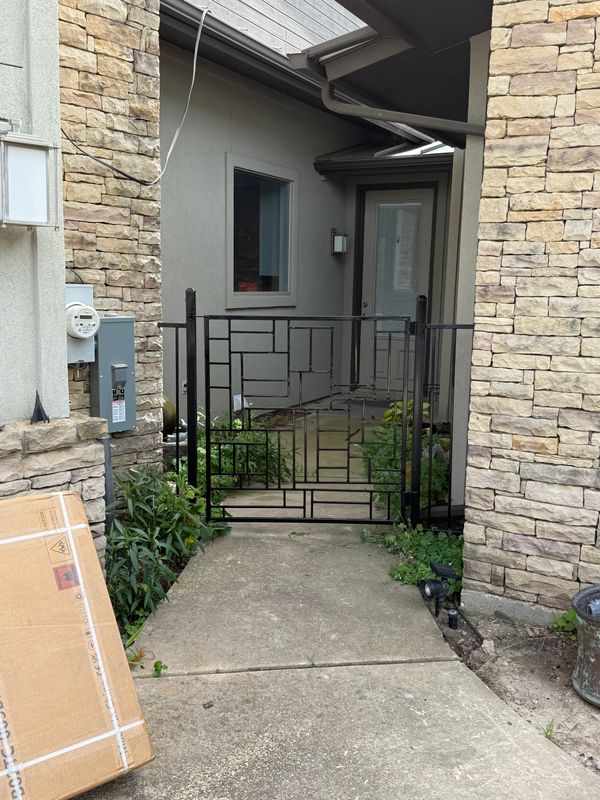 Gate Installation and Repair