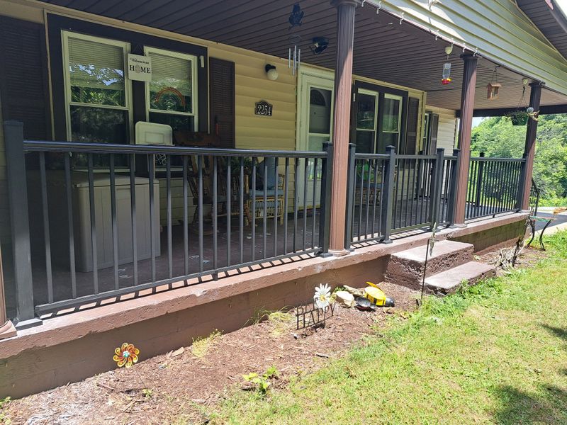 Aluminum Railing