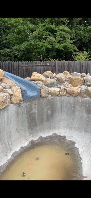 Custom Pool Construction gallery
