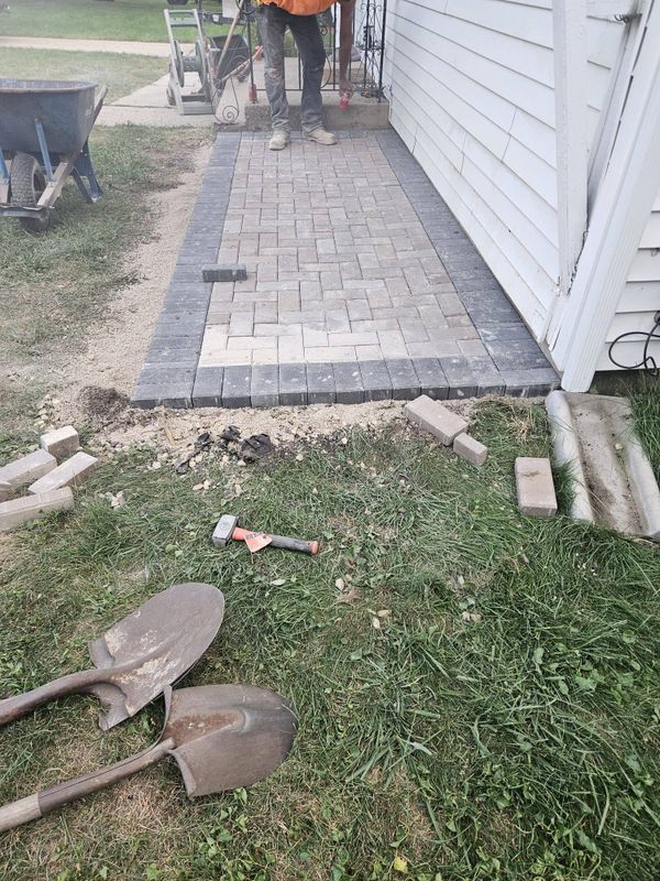 Lawn Mowing & Maintenance