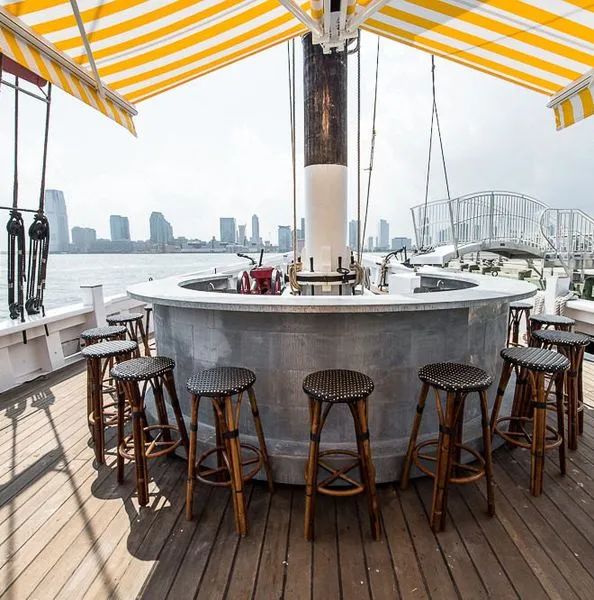Commercial Restaurant & Bar Boats