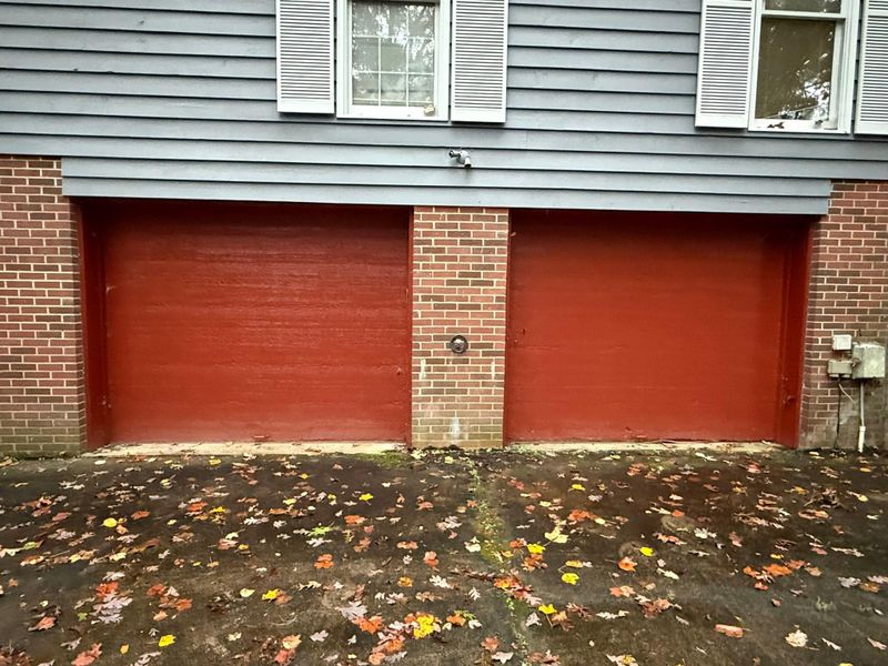 Garage Door Installation & Repair