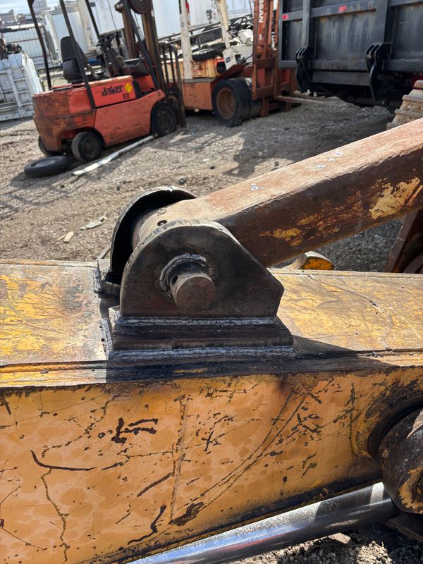 Heavy Equipment & Repairs