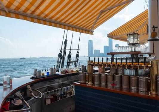 Commercial Restaurant & Bar Boats