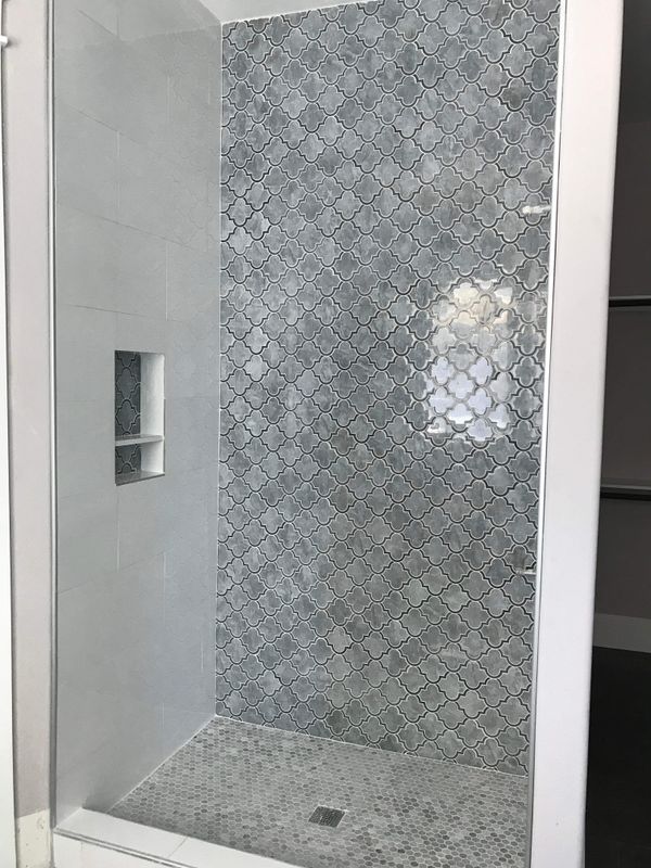 Floors/ tile