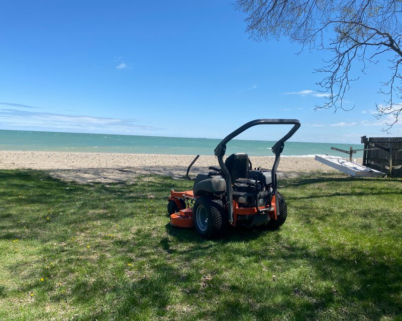 Commercial Lawn Maintenance