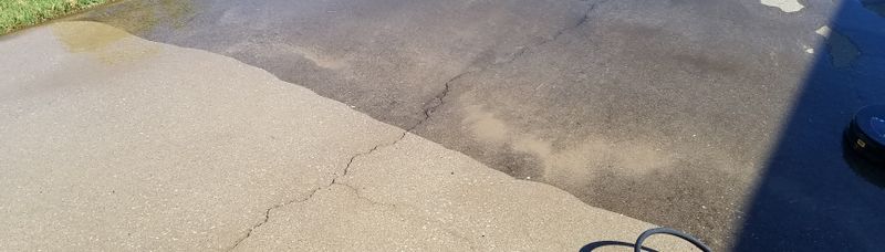Driveway and Sidewalk Cleaning