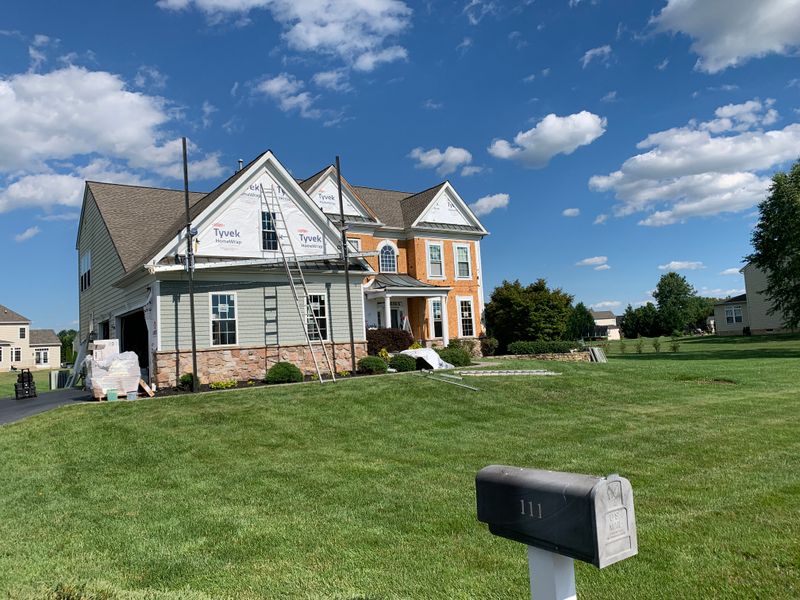 Laxs dr - windows, siding 