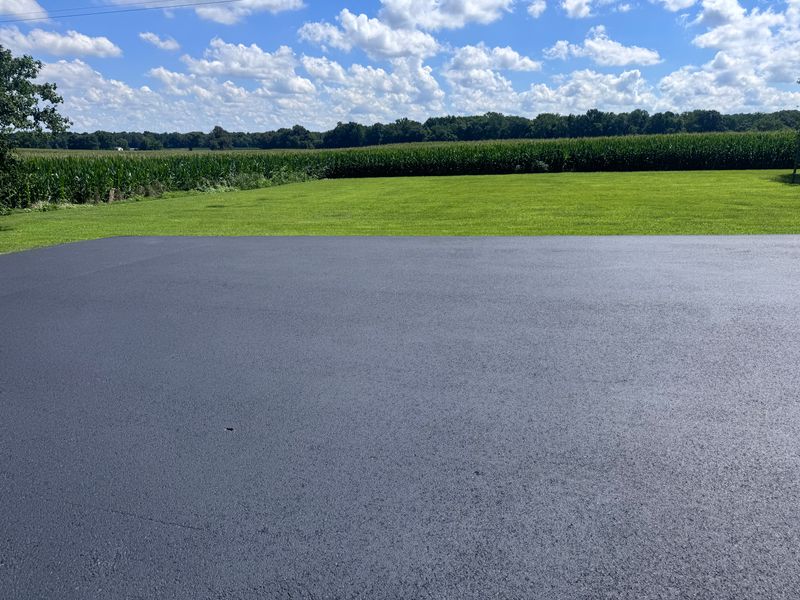 Asphalt Sealcoating gallery