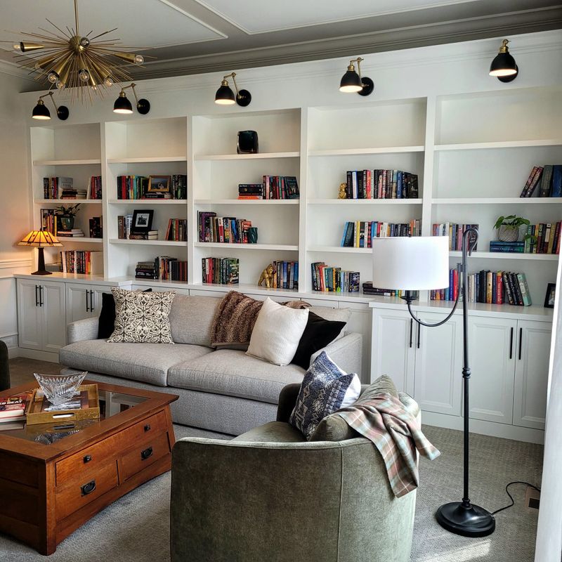 Living Rooms & Lounges