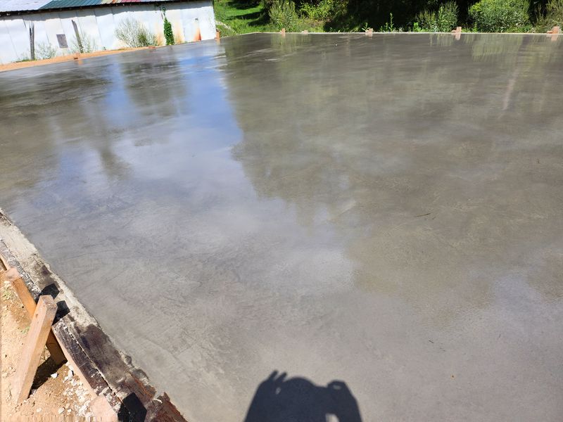 Slabs slick as glass