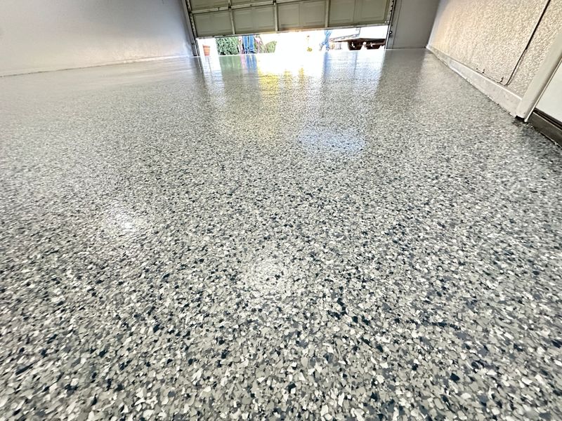 Polyaspartic & Epoxy Garages