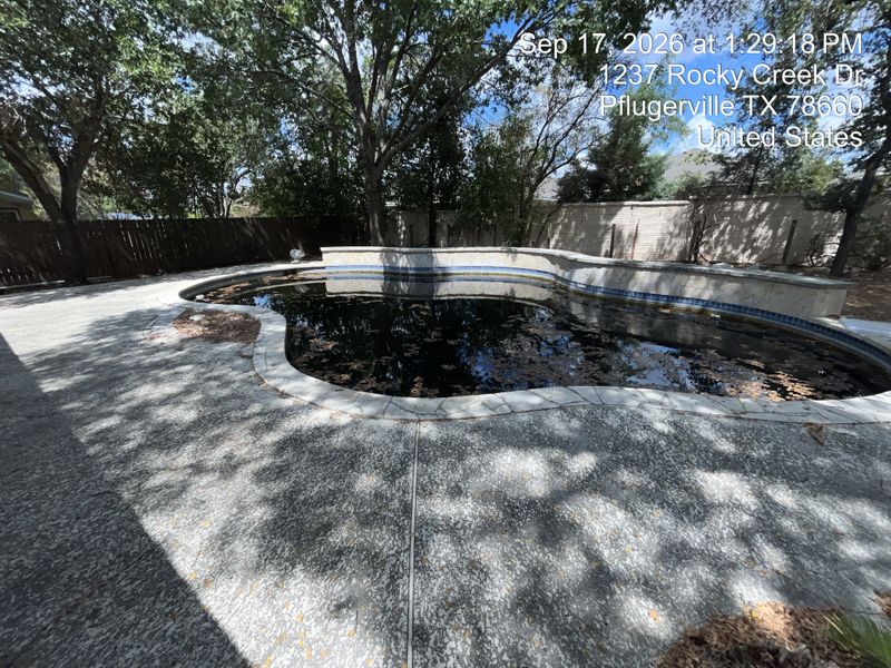 Seamless Pool Cover Installation in Pflugerville