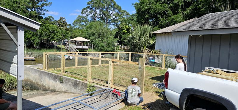 Wood Style Fences