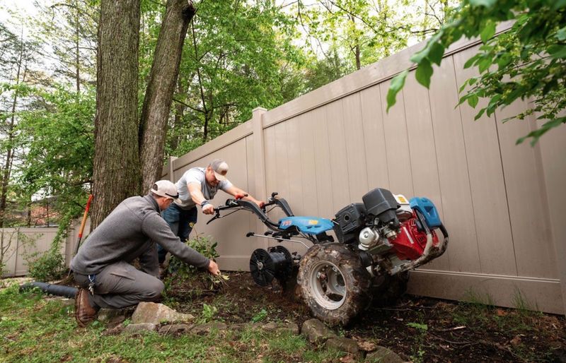 Traditional Fencing
