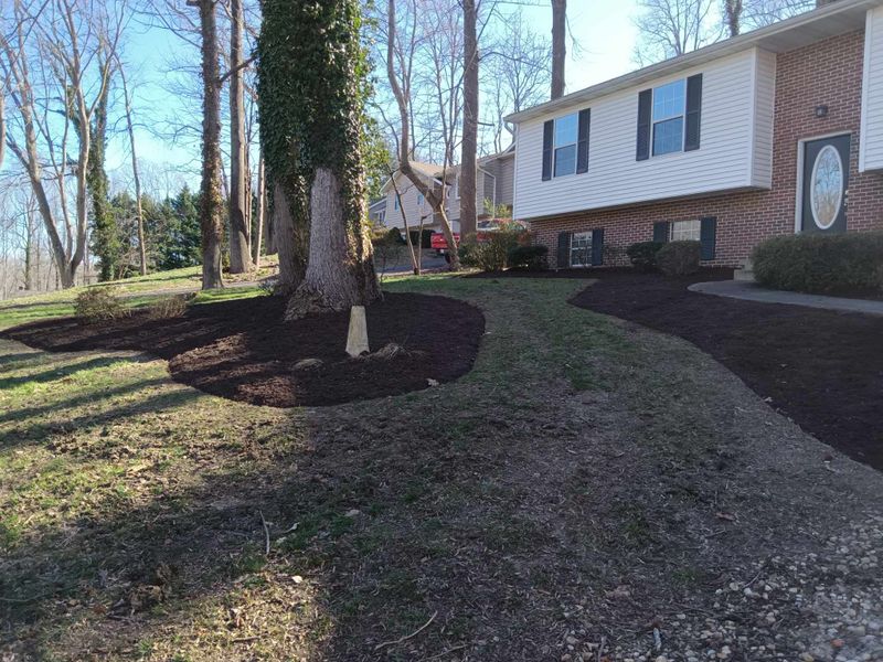 Landscape Design/Mulching