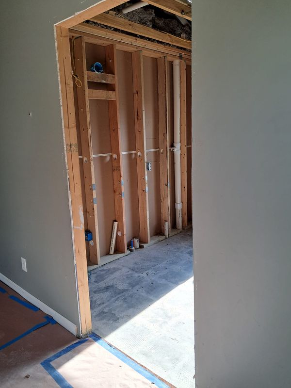 Tunnel's To Towers - ADA Compliant, Deck and Bath