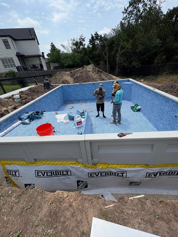 Container Pool Installation